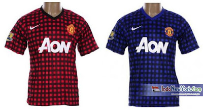 Foto Seragam "Jersey" Manchester United Musim 2012-2013