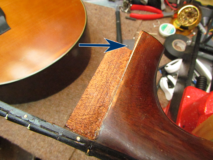 Why doesn't the Taylor big baby have a neck heel? - The Acoustic Guitar  Forum