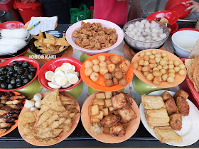 Foon Zhong (Foon Yew) Stulang Walk Curry Laksa, Johor Bahru 寬中辣沙
