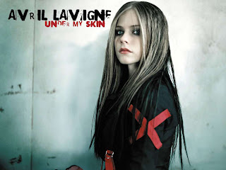 Free non watermarked wallpapers of Avril Lavigne at Fullwalls.blogspot.com