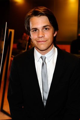 johnny simmons pics