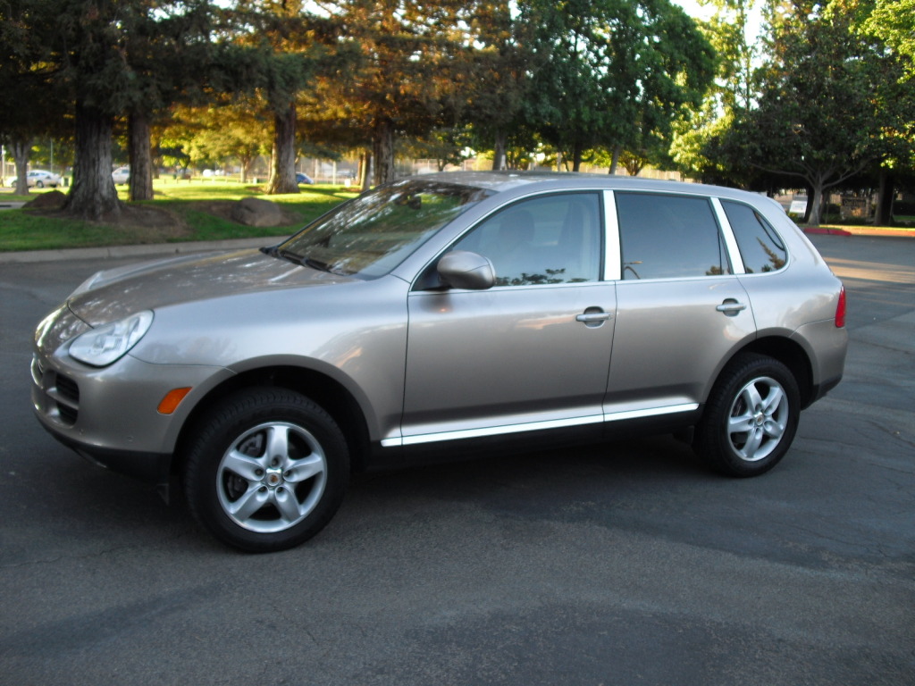 2004 Porsche Cayenne