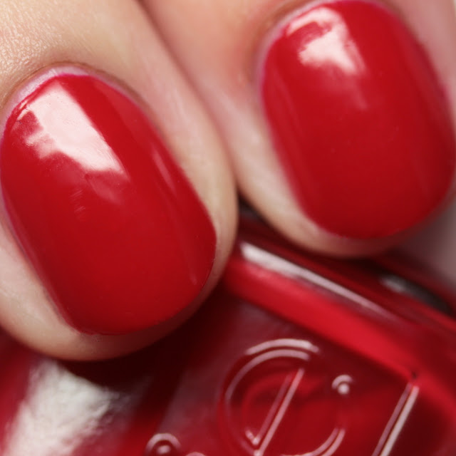 Essie 90 Really Red