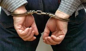 Συλλήψεις ατόμων στα Ιωάννινα για κατοχή ναρκωτικών χαπιών 