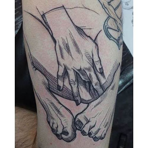 The Gritty Sketch Style Tattoos Of Lea Nahon