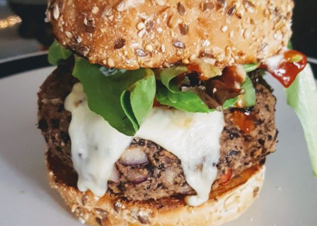 Most Tips to get build a Vegetarian Burger at Home