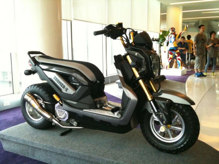 gambar modifikasi Honda Zoomer-X minimalis title=