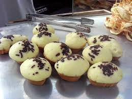 membuat kue cubit