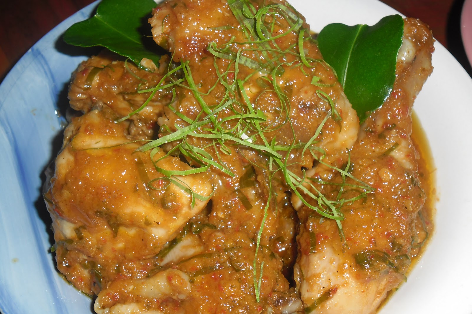 Zalekha Luvs Cooking: Rendang Ayam Kelantan Ala Kak Jee