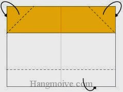 Bước 3: Gấp chéo hai góc trên của tờ giấy về phía mặt sau.