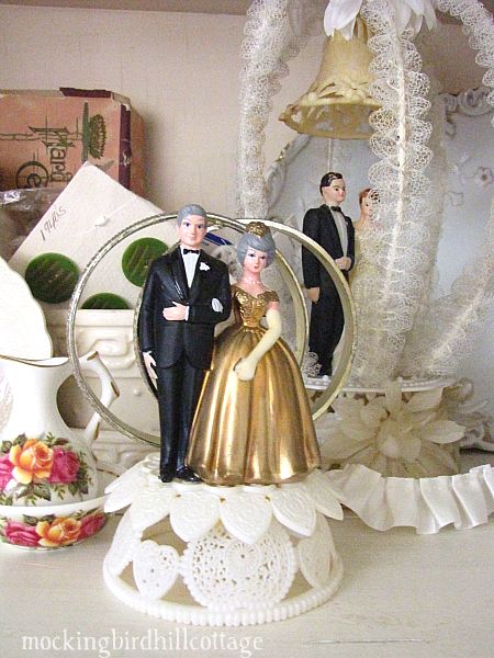 Did you know there are vintage Golden Wedding Anniversary Cake Toppers