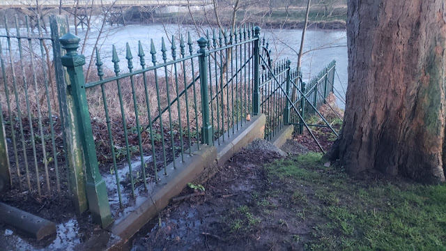 View of the River Ribble and the Avenham Park Safety Fence
