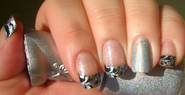 Silver Swirl Holographic Manicure