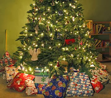 Christmas Gifts HD Wallpaper Free Download