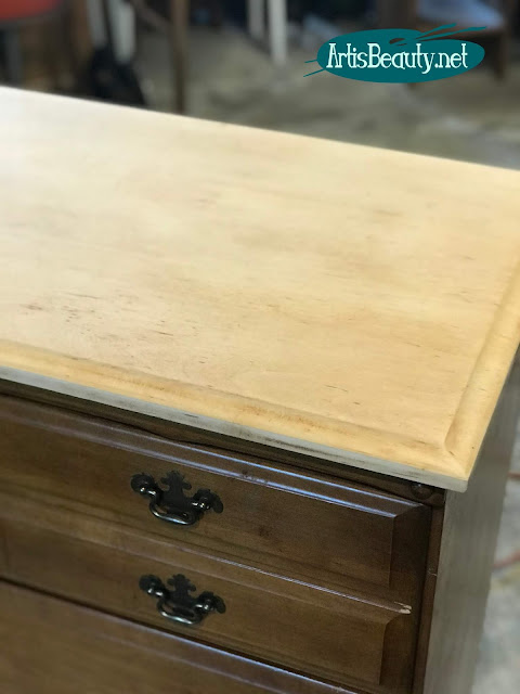 sanding the top of the outdated dresser using ryobi cordless random orbital sander for gel stain