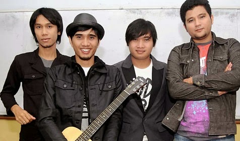 Chord Gitar Dan Lirik Lagu Sheila on 7 - Sephia