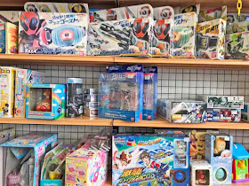 Hard-Off, recycle, store, used, Japan, toys