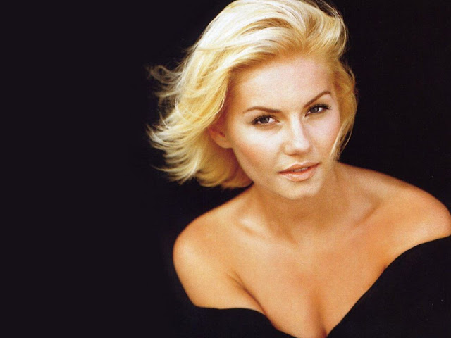 Hot Elisha Cuthbert Pictures