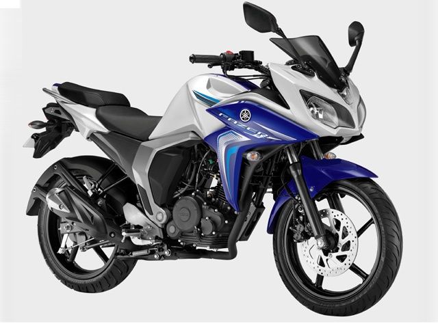 FactIncept Just Direct Reviews Touring  on 150cc  bike 