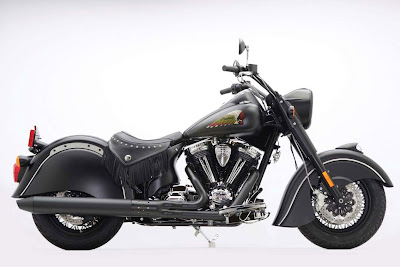 2011-Indian-Chief-DarkHorse-Black