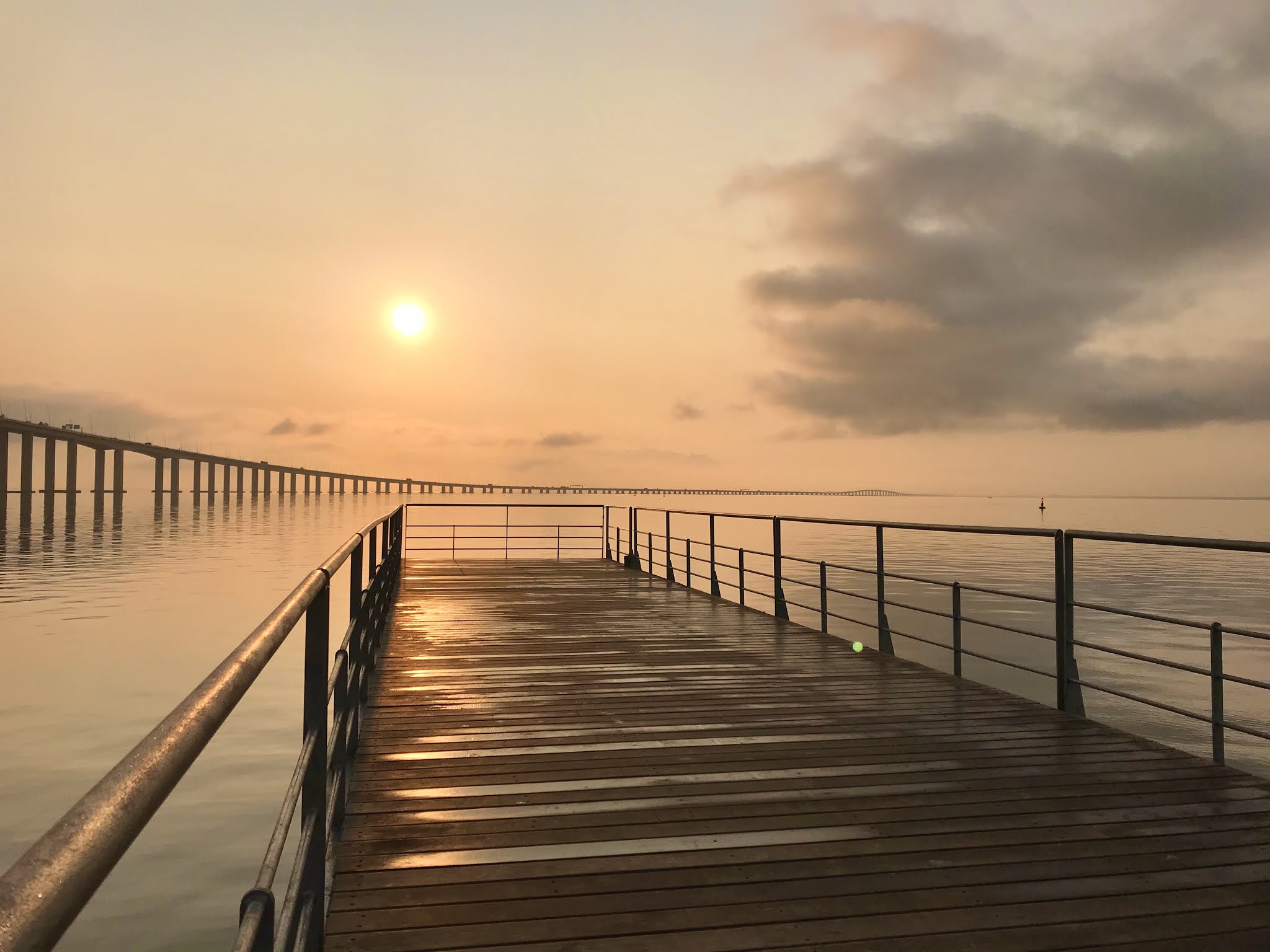 Ponte Vasco da Gama, Lisboa, Portugal, sunrise