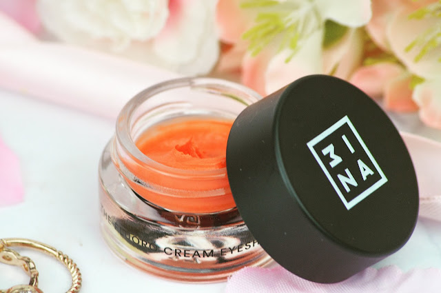 3INA Cosmetics new Fluoro UV Collection Turn On The Night Review