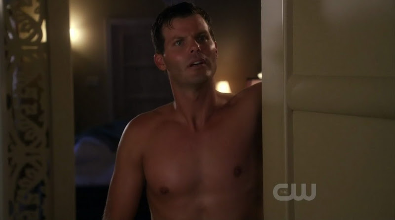 Ryan Bittle Shirtless on Life Unexpected s2e06