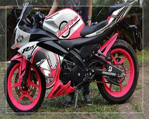 Foto modifikasi  r15  warna merah hitam  putih biru pink velg 