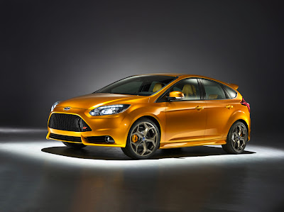 2012 Ford Focus ST Front Side View