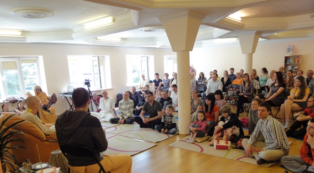 Sankarshan Das Public Hall Mantra Yoga Lecture,Kaunas,Lithuania