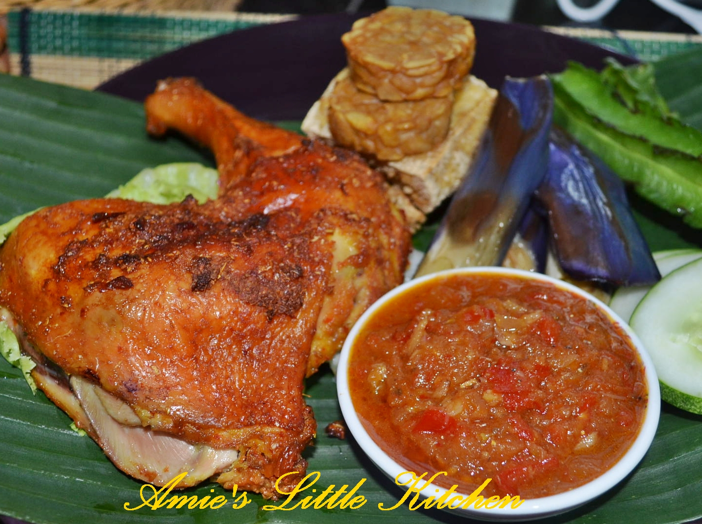 AMIE'S LITTLE KITCHEN: Nasi Goreng Ayam Penyet (Versi 