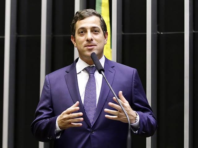 Projeto de Gervásio cria Dia do Redeiro e torna São Bento Capital Nacional das Redes