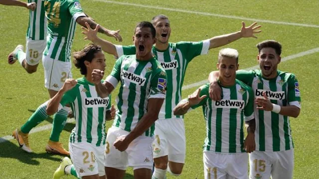 Betis, con Guido Rodríguez, derrotó a Alavés sobre la hora