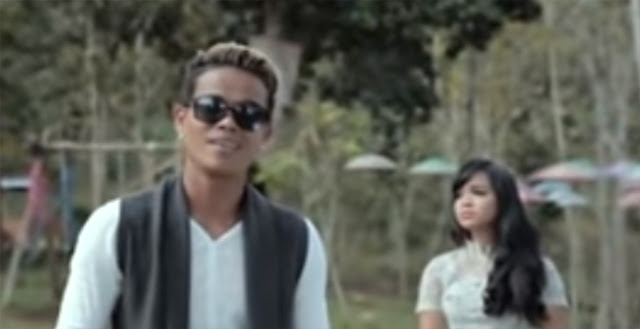 Lirik Lagu Minang David Iztambul Feat Nabila Moure, Usah Manaruah Bimbang