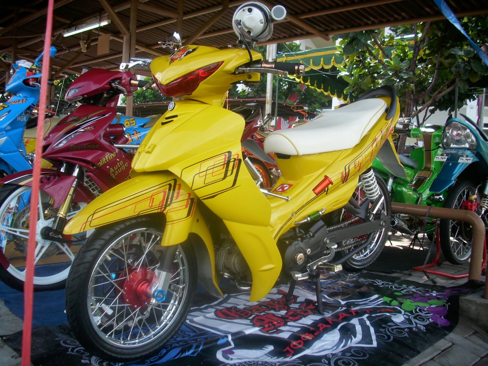 Modifikasi Yamaha Jupiter Z Terpopuler