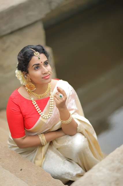 Actress Chetana Uttej  Natural Very Cute Photoshoot Pics