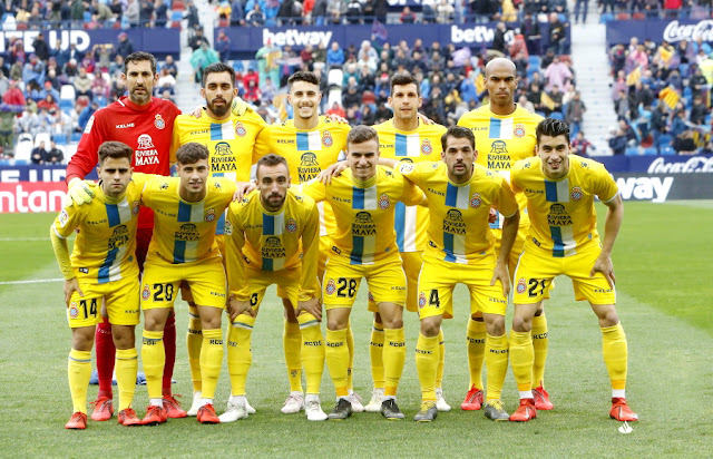 R. C. D. ESPANYOL DE BARCELONA. Temporada 2018-19. Diego López, Borja Iglesias, Mario Hermoso, Javi López, Naldo. Melendo, Javi Puado, Sergi Darder, Adri'a Pedrosa, Víctor Sánchez, Marc Roca. LEVANTE U. D. 2 R. C. D. ESPANYOL DE BARCELONA 2. 21/04/2019. Campeonato de Liga de 1ª División, jornada 33. Valencia, estadio Ciutat de Valencia. GOLES: 0-1: 15’, Borja Iglesias. 1-1: 61’, Rubén Vezo. 1-2: 64’, Marc Roca. 2-2: 71’, Rochina.