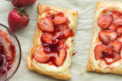   Strawberry Cream Cheese Danishes