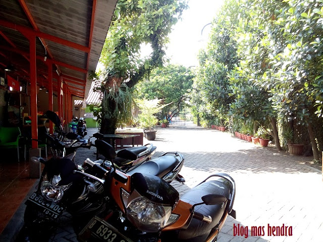 Parkir Motor Utama - Blog Mas Hendra