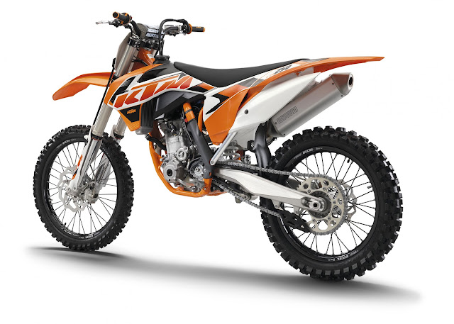 2015 KTM 250 SX-F 03