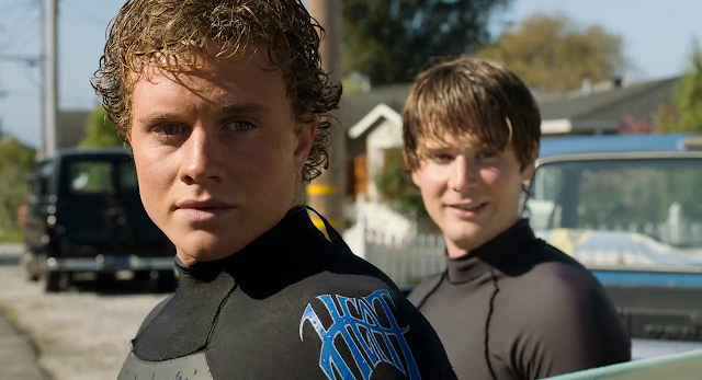 Chasing Mavericks (2012) Dual Audio [Hindi-English] 720p BluRay ESubs Download