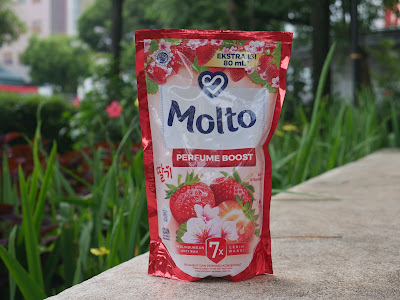 Manfaat Pelembut dan Pewangi Pakaian Molto Korean Strawberry