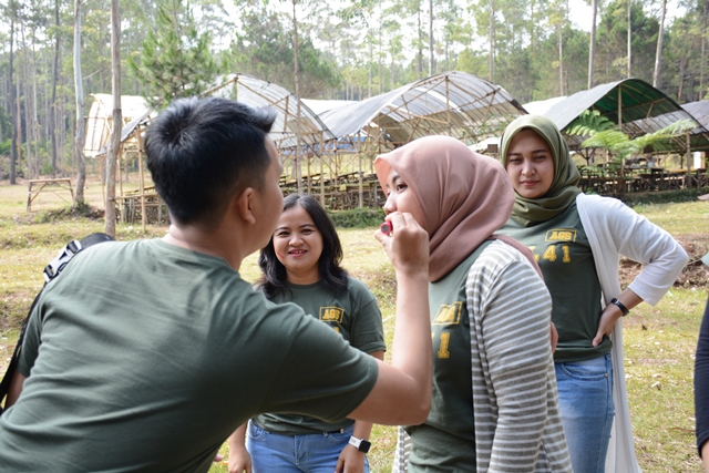 PAKET TEAM BUILDING BANDUNG - EO OUTBOUND LEMBANG - OUTBOUND BANDUNG - OUTBOUND CIKOLE 