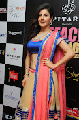 Isha talwar latest glam pics-thumbnail-19