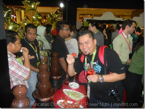 Majlis Pelancaran Dumex Dugro 5 Power Nutri 9