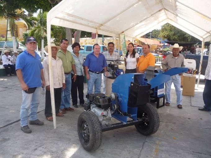 Reciben Campesinos de Miacatlán insumos de trabajo