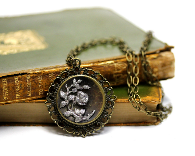 Beautiful Edwardian Necklace #antique #jewelry #edwardian #rose