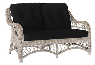 Sofa 2 Plazas de Rattan en Gris Cojines Acabado Negro Kubu