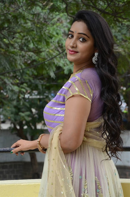 Aishwarya Addala Sexy Picture at Audio Launch