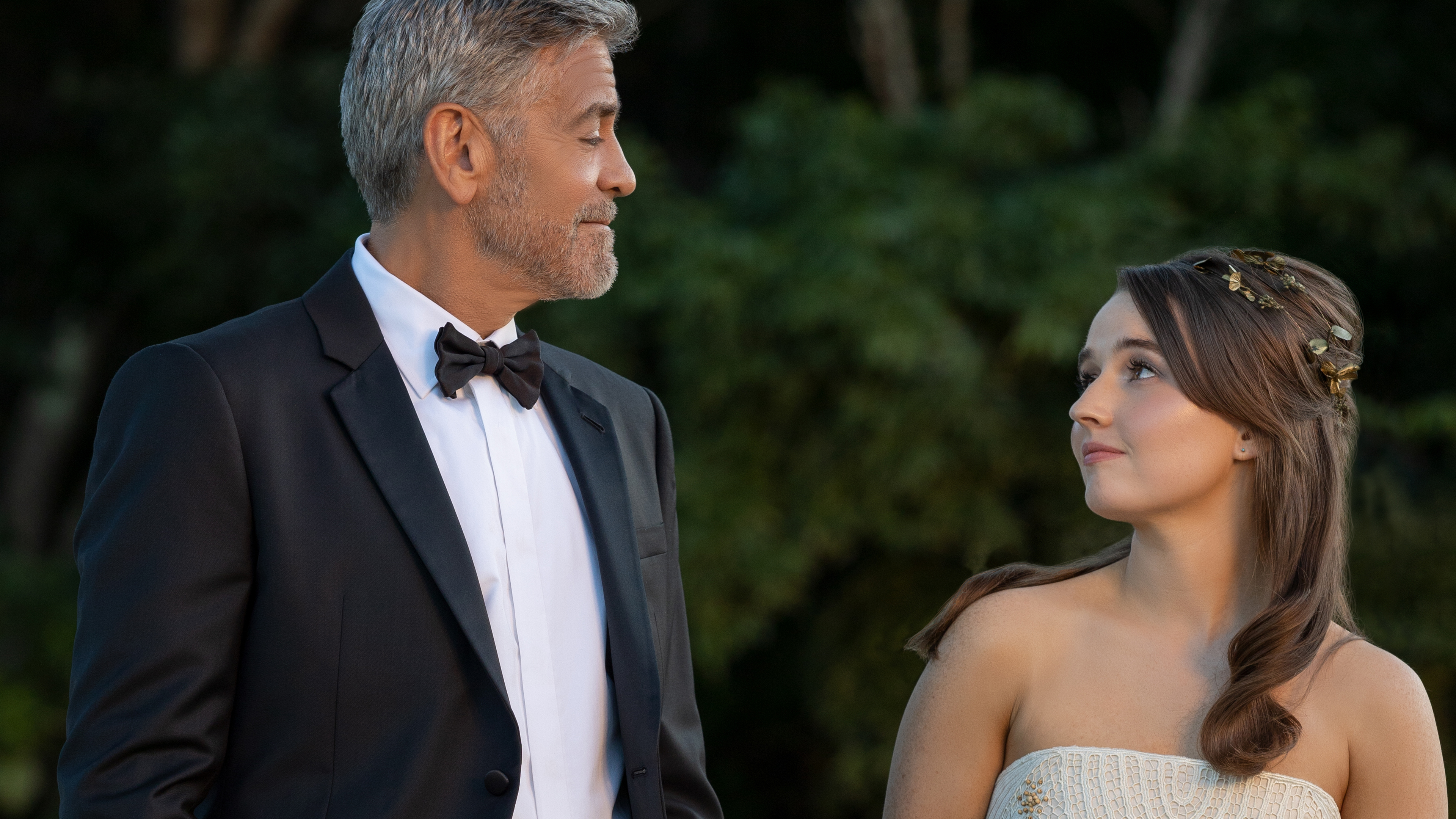 Movie Review and Digital GIVEAWAY: Ticket to Paradise, with George Clooney and Julia Roberts {ends 12/15}